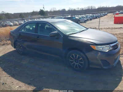 TOYOTA CAMRY 2012