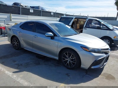 TOYOTA CAMRY 2021
