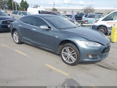 TESLA MODEL S 2013