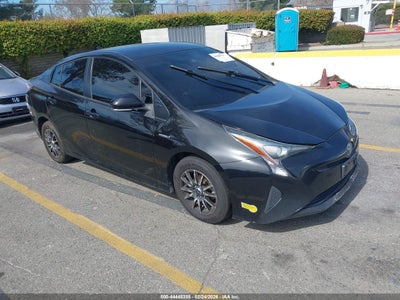 TOYOTA PRIUS 2018