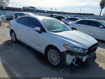 FORD FUSION HYBRID 2015