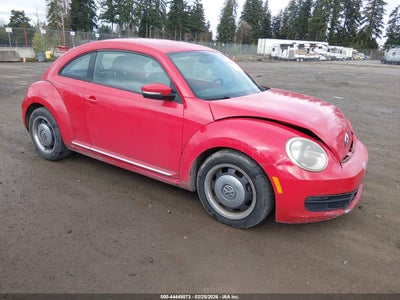 VOLKSWAGEN BEETLE 2013