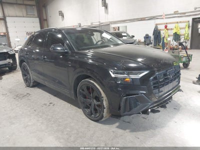 AUDI Q8 2019