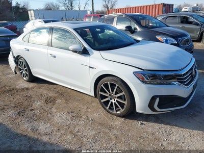 VOLKSWAGEN PASSAT 2021
