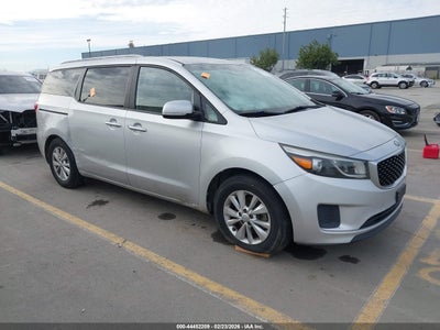 KIA SEDONA 2015