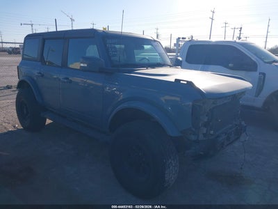 FORD BRONCO 2021