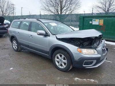 VOLVO XC70 2010