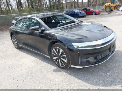 LUCID AIR 2025