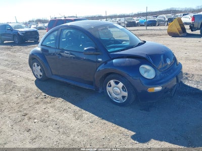 VOLKSWAGEN NEW BEETLE 2001