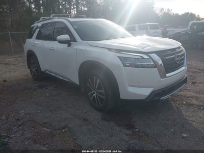 NISSAN PATHFINDER 2024