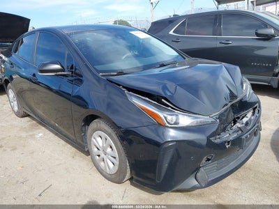 TOYOTA PRIUS 2019