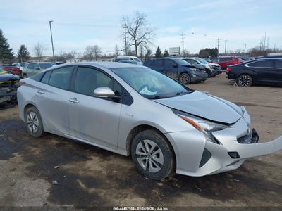 TOYOTA PRIUS 2016