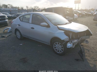 NISSAN VERSA 2016