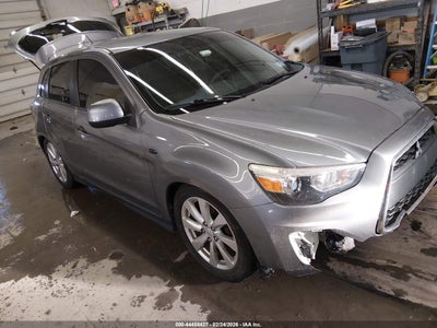 MITSUBISHI OUTLANDER SPORT 2015