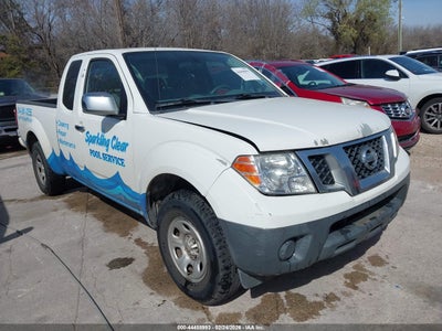 NISSAN FRONTIER 2017