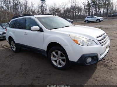 SUBARU OUTBACK 2013