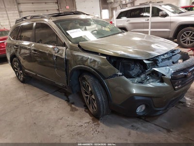 SUBARU OUTBACK 2018
