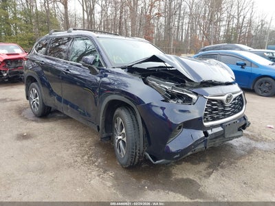 TOYOTA HIGHLANDER 2022