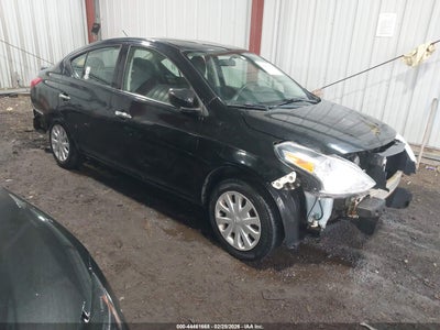NISSAN VERSA 2017