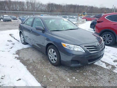 TOYOTA CAMRY 2010