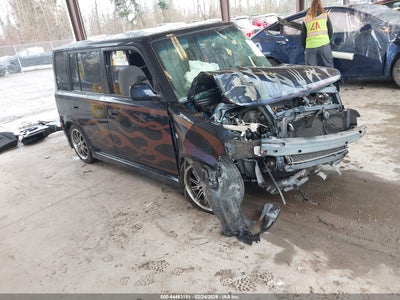 SCION XB 2005
