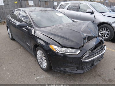 FORD FUSION HYBRID 2015