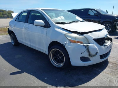 TOYOTA YARIS 2012