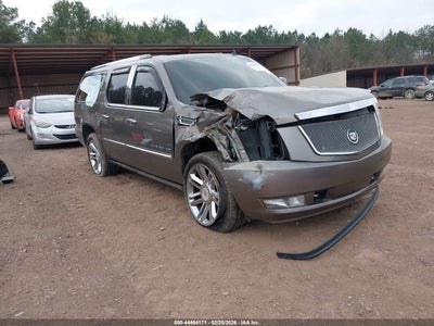 CADILLAC ESCALADE ESV 2011