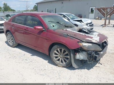CHRYSLER 200 2013