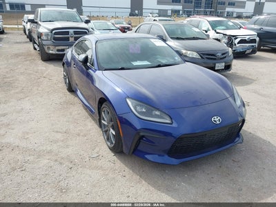 TOYOTA GR86 2024