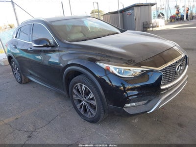 INFINITI QX30 2017