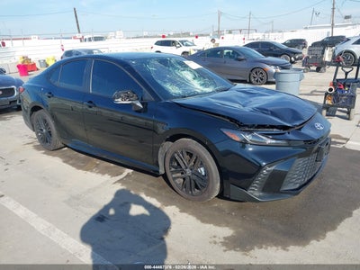TOYOTA CAMRY 2026