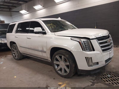 CADILLAC ESCALADE 2016