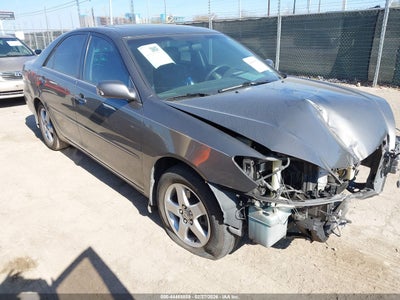 TOYOTA CAMRY 2004