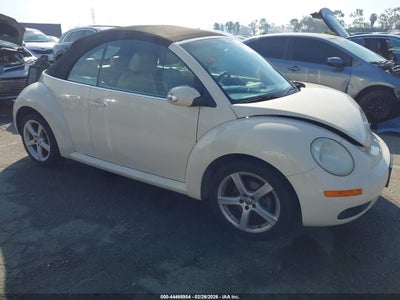 VOLKSWAGEN NEW BEETLE 2008