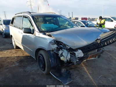 TOYOTA SIENNA 2004