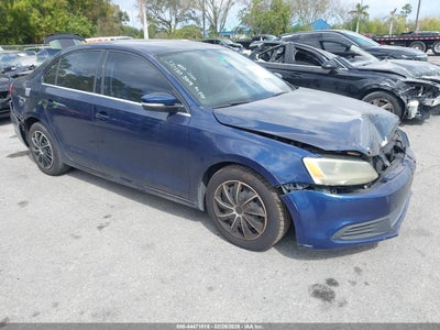 VOLKSWAGEN JETTA 2013