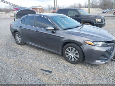 TOYOTA CAMRY HYBRID 2018