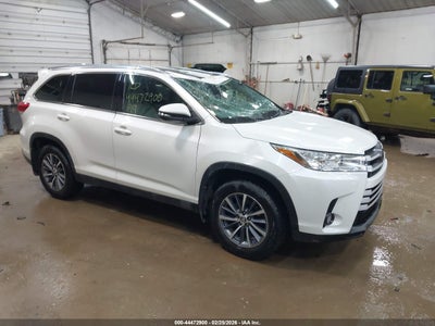 TOYOTA HIGHLANDER 2019