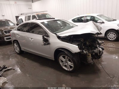 VOLVO S60 2015
