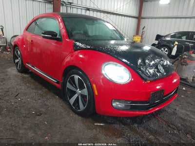 VOLKSWAGEN BEETLE 2012