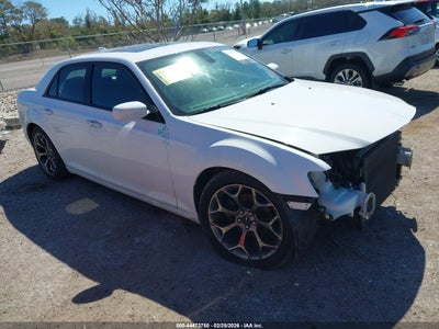 CHRYSLER 300 2015
