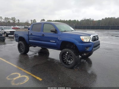 TOYOTA TACOMA 2015