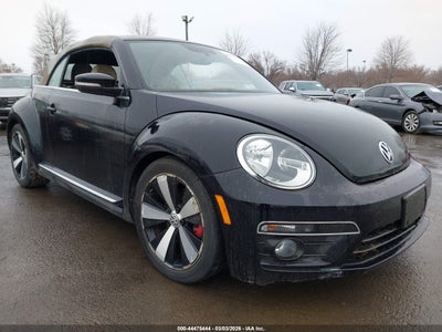 VOLKSWAGEN BEETLE 2013