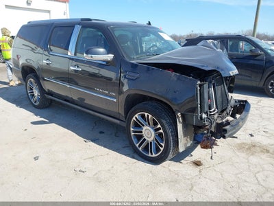 CADILLAC ESCALADE ESV 2013