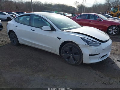 TESLA MODEL 3 2021