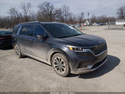 KIA CARNIVAL MPV 2024