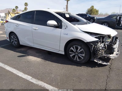 TOYOTA PRIUS PRIME 2017