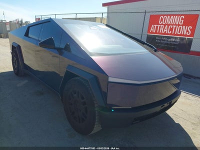 TESLA CYBERTRUCK 2024