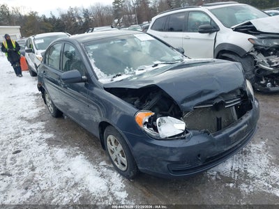 HYUNDAI ACCENT 2010